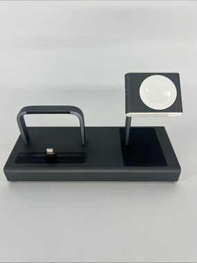 NOMAD Base Station 01 Charging Hub